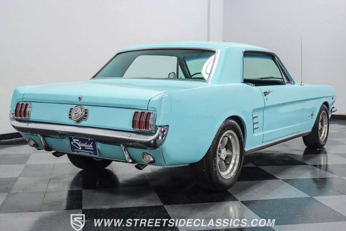 Ford-Mustang-Coupe-1966-11