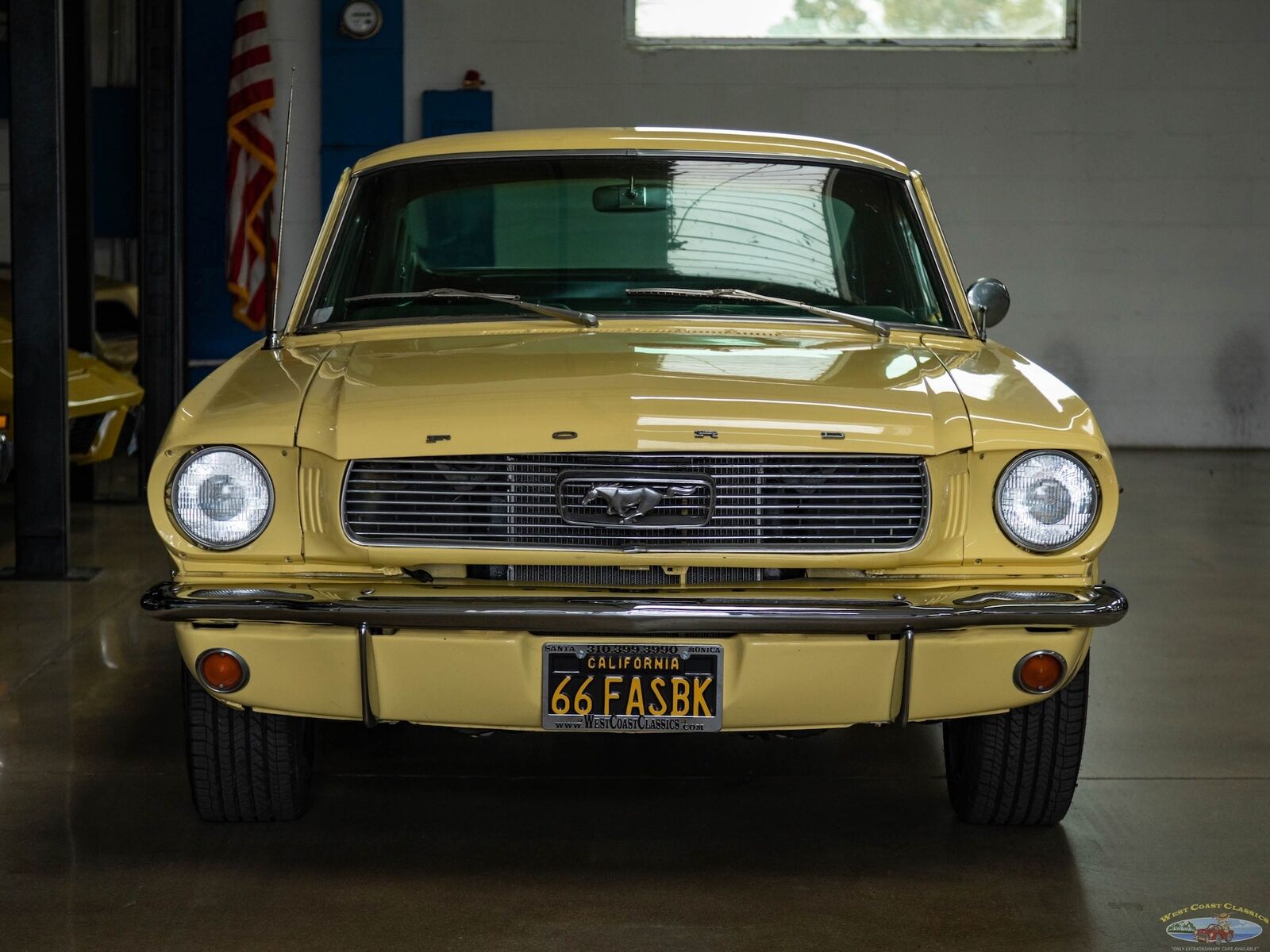 Ford-Mustang-Coupe-1966-12