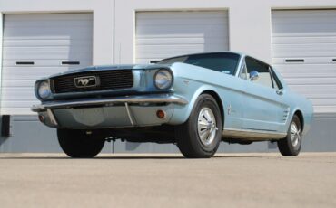 Ford-Mustang-Coupe-1966-3