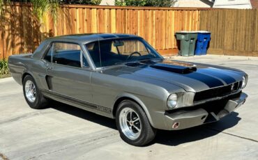 Ford-Mustang-Coupe-1966-4