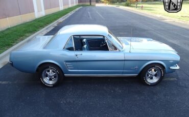 Ford-Mustang-Coupe-1966-7