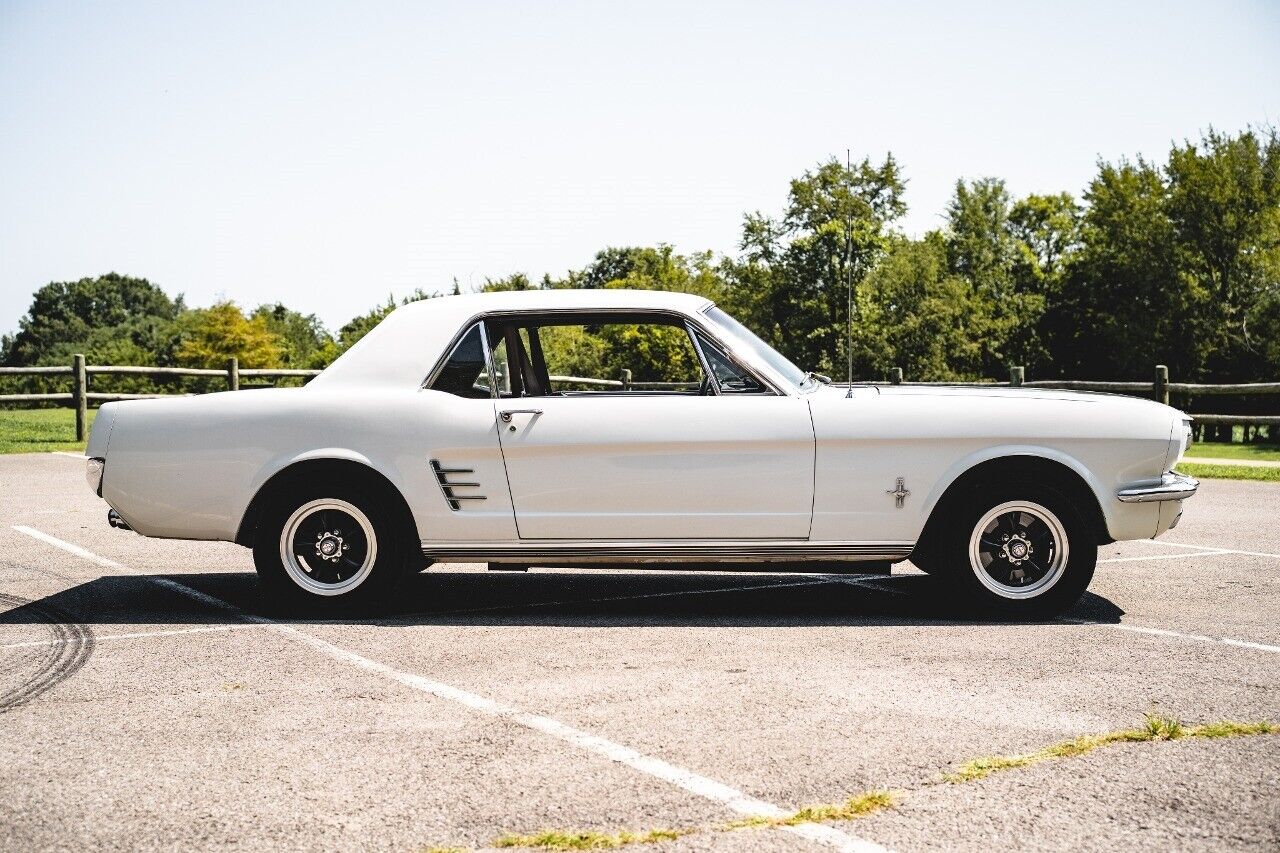 Ford-Mustang-Coupe-1966-7