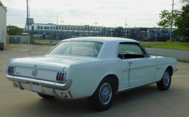 Ford-Mustang-Coupe-1966-7