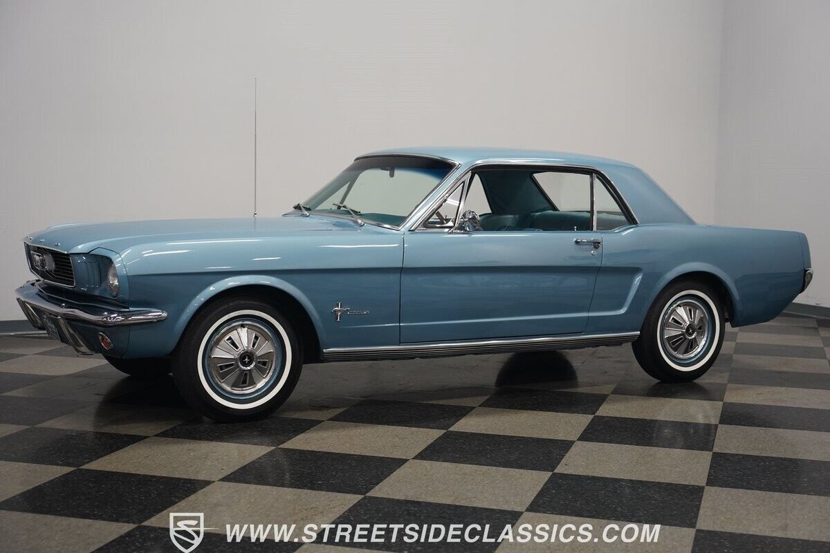 Ford-Mustang-Coupe-1966-8