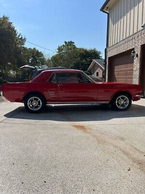 Ford-Mustang-Coupe-1966-9