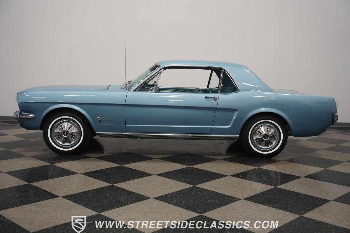 Ford-Mustang-Coupe-1966-9