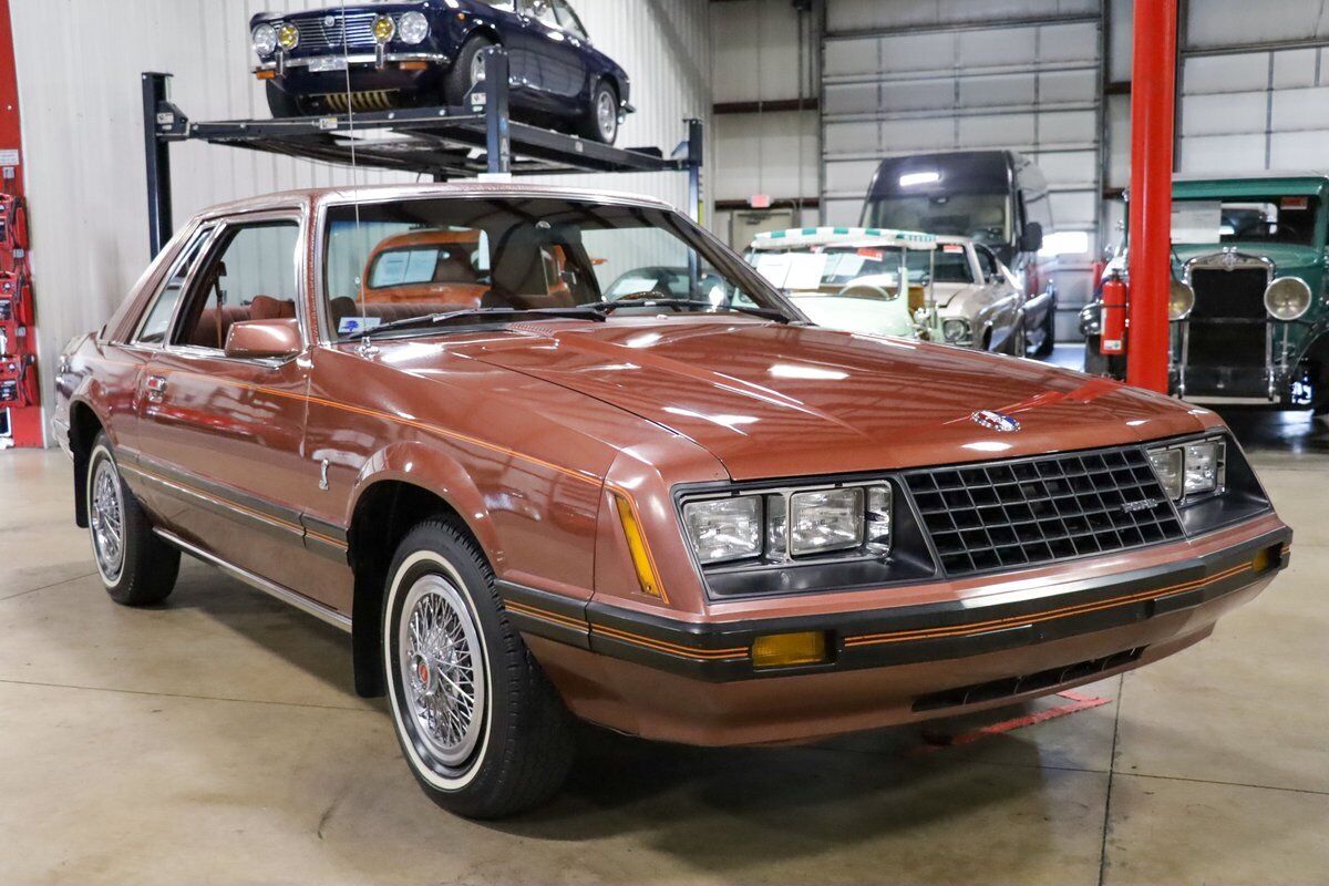 Ford-Mustang-Coupe-1979-11