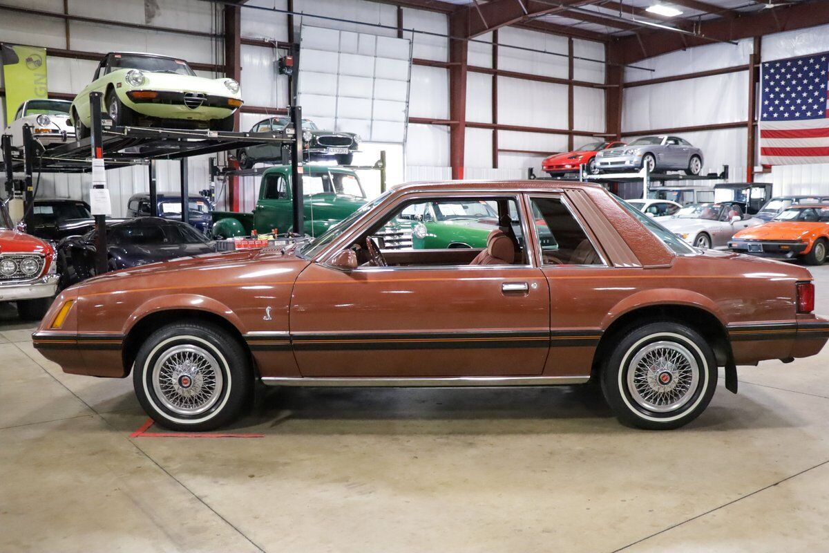 Ford-Mustang-Coupe-1979-3