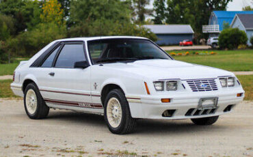 Ford-Mustang-Coupe-1984-11