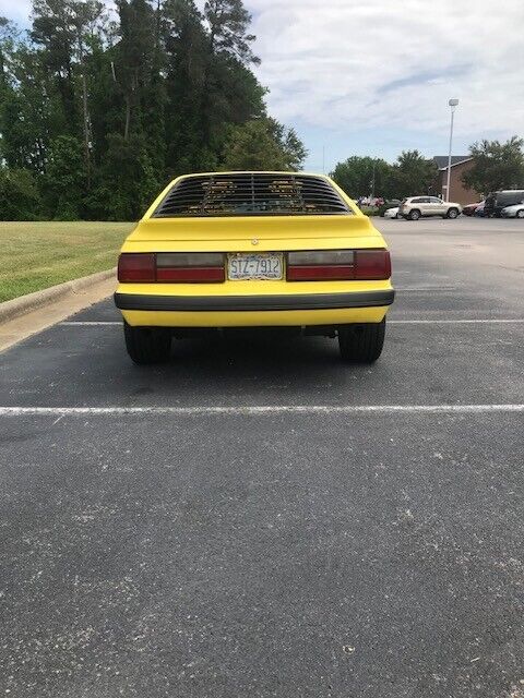 Ford-Mustang-Coupe-1985-23