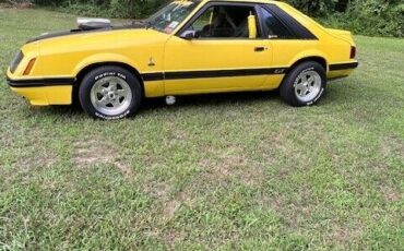 Ford Mustang Coupe 1985