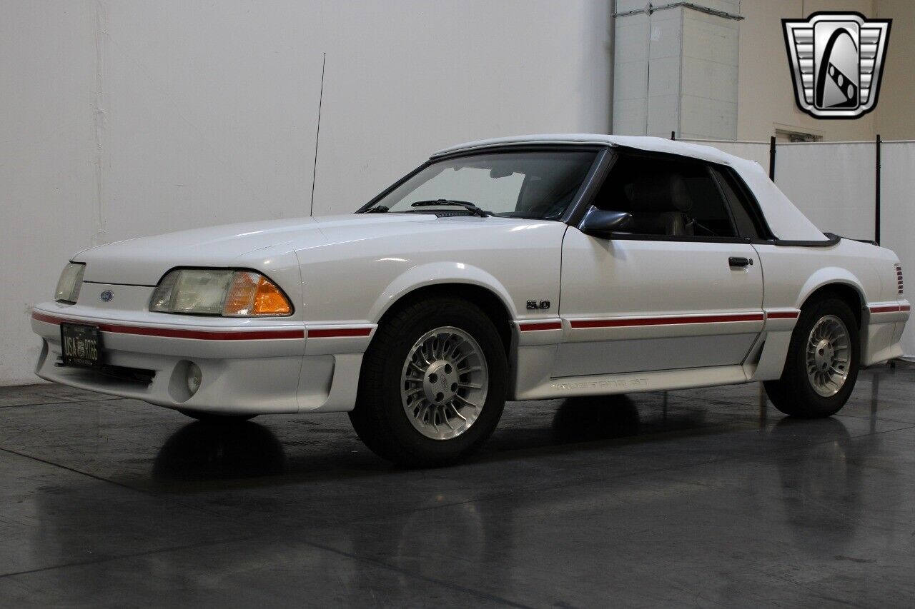 Ford-Mustang-Coupe-1987-11