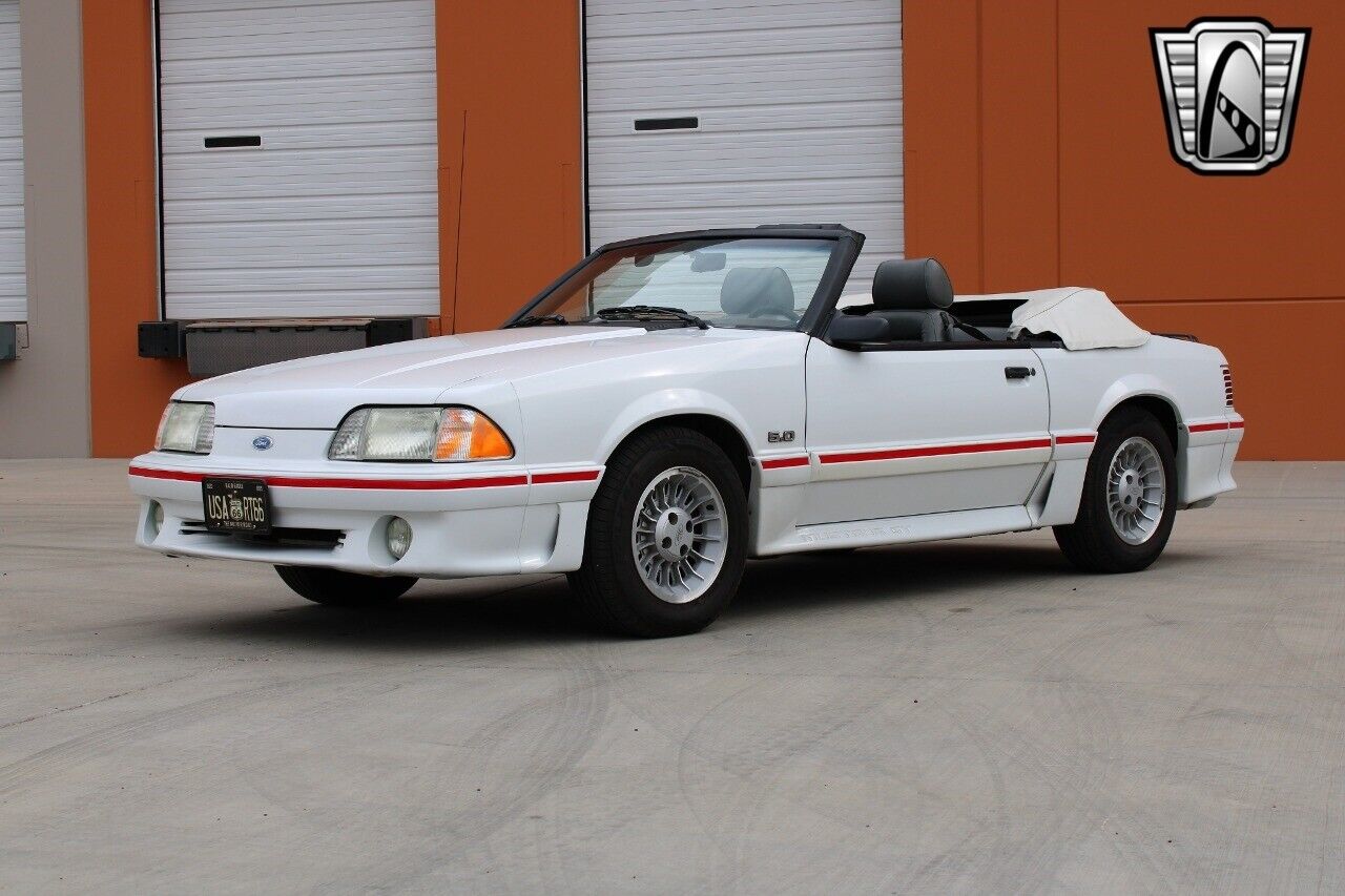 Ford-Mustang-Coupe-1987-2