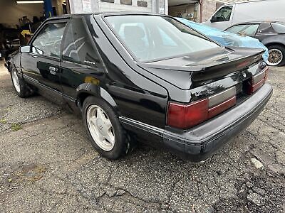 Ford-Mustang-Coupe-1989-3