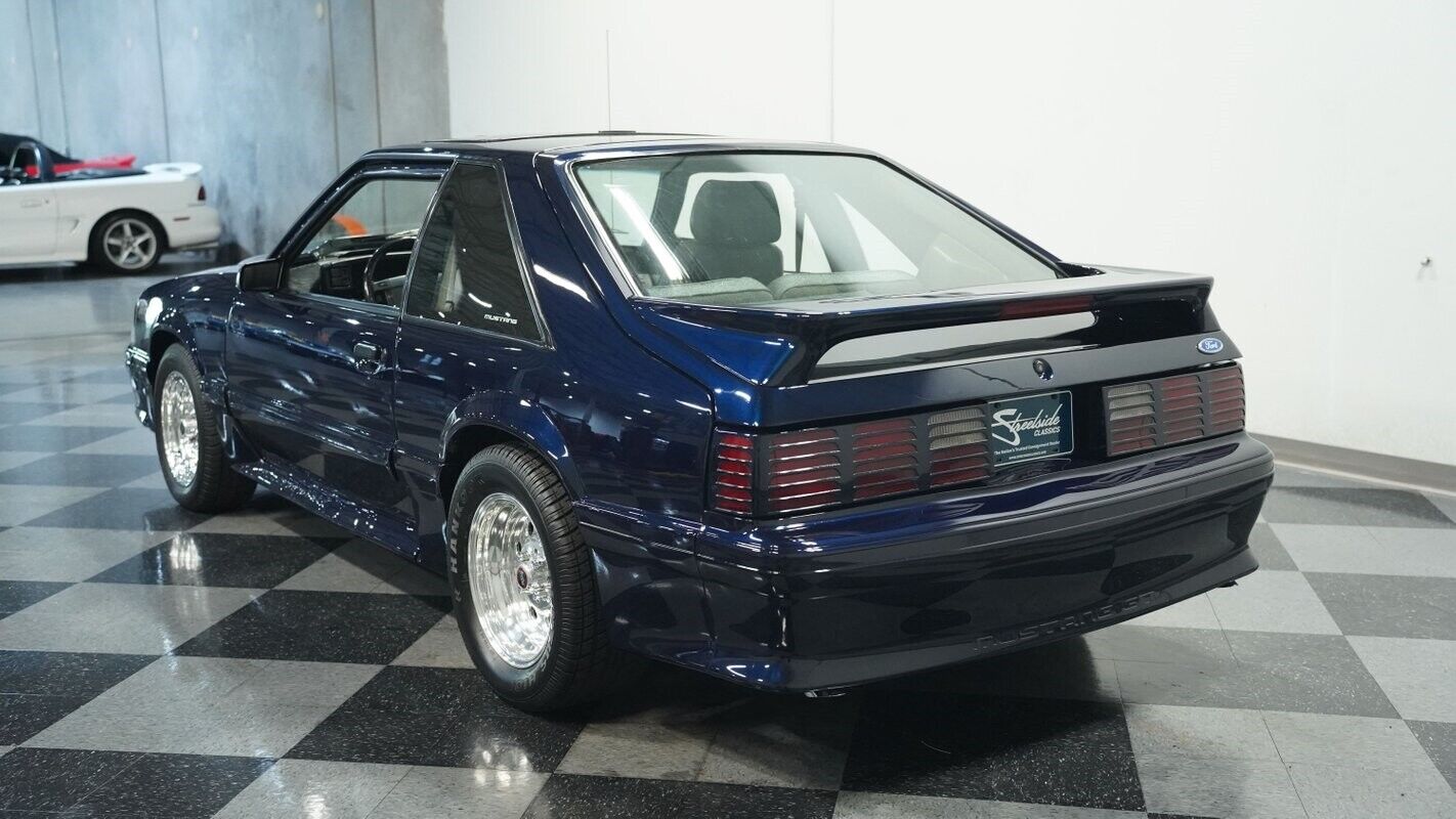 Ford-Mustang-Coupe-1990-7