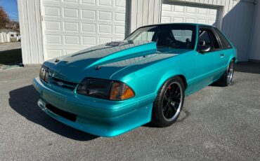 Ford-Mustang-Coupe-1993-1