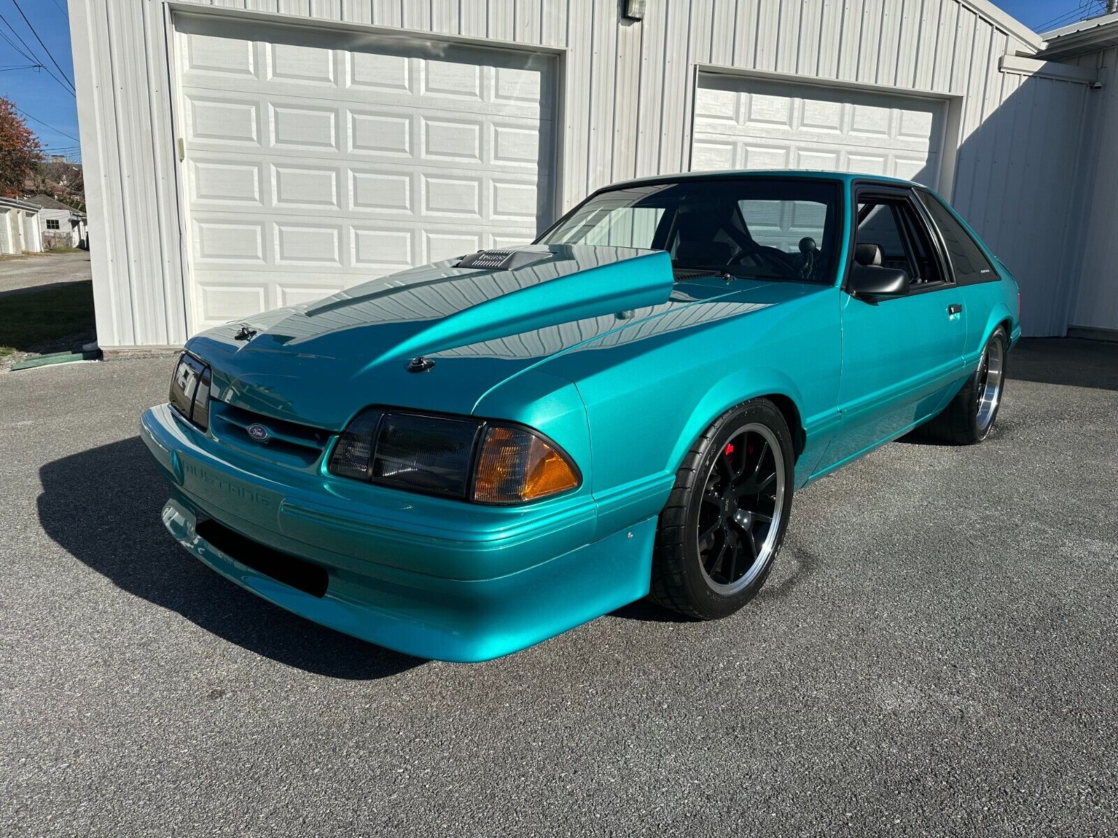 Ford-Mustang-Coupe-1993-1