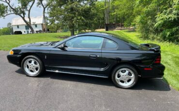 Ford-Mustang-cobra-1994-3