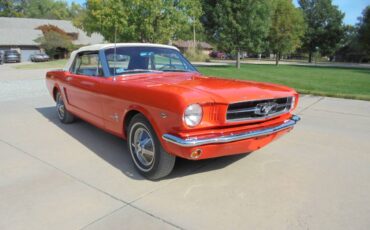 Ford-Mustang-convertible-1965-1