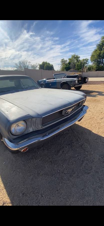 Ford-Mustang-convertible-1966-1