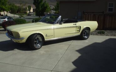 Ford-Mustang-convertible-1967-1