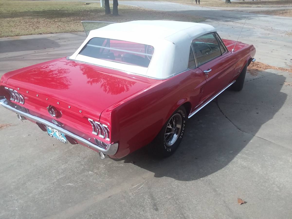 Ford-Mustang-convertible-1967-6