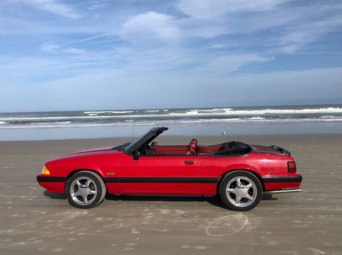 Ford-Mustang-convertible-lx-1991