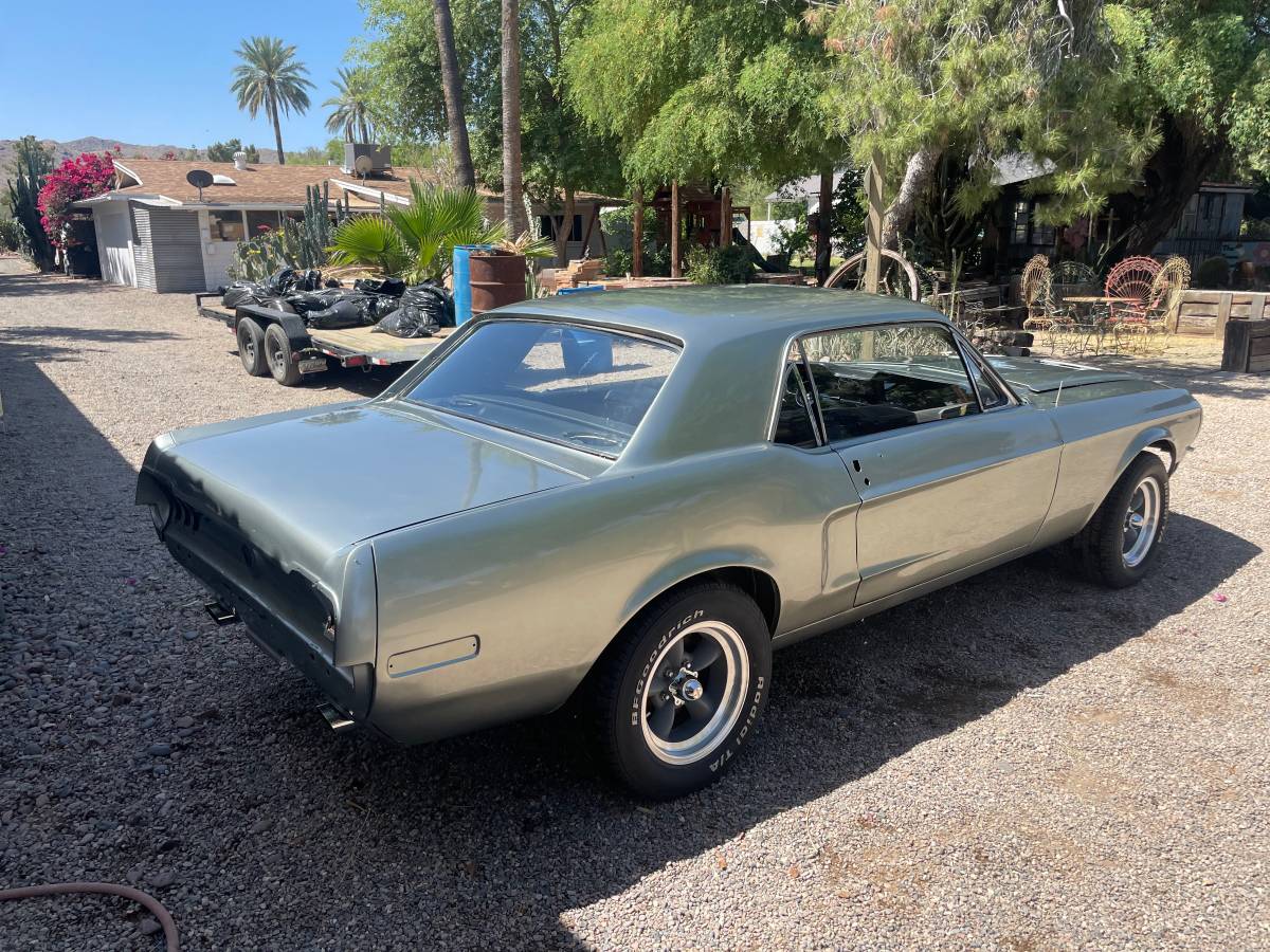 Ford-Mustang-coupe-1968-2