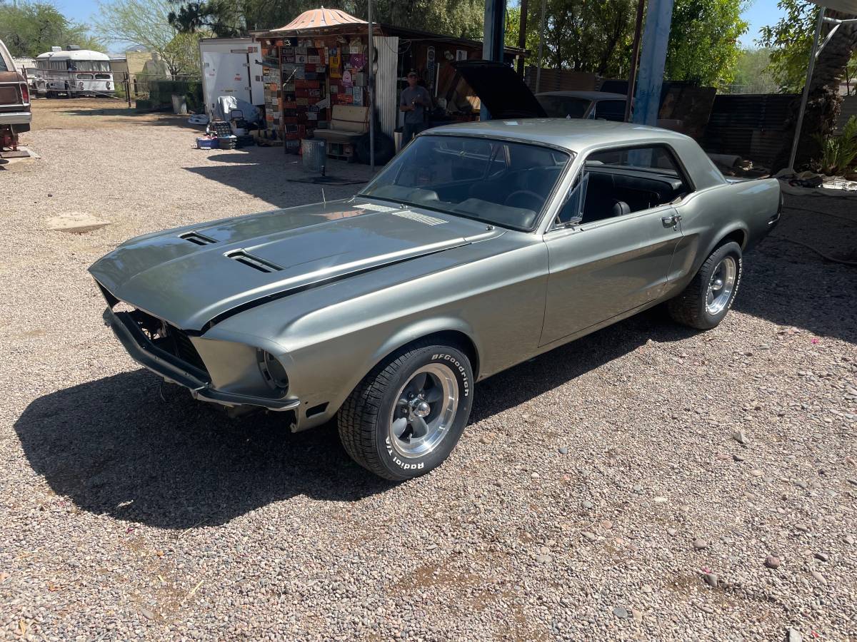 Ford-Mustang-coupe-1968-22