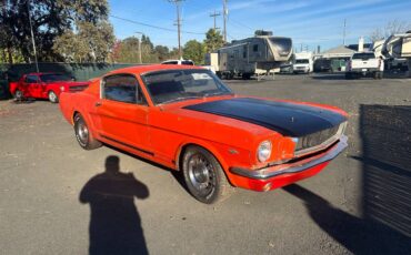 Ford-Mustang-fastback-1965-1