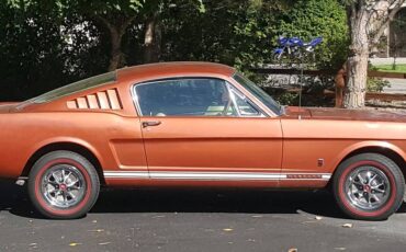 Ford-Mustang-fastback-gt-1966