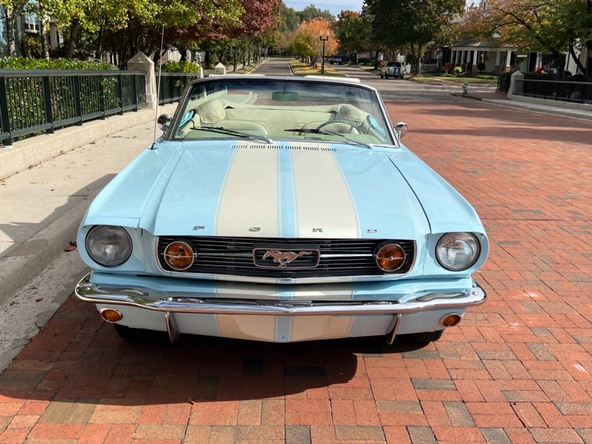 Ford-Mustang-gt-1966-3