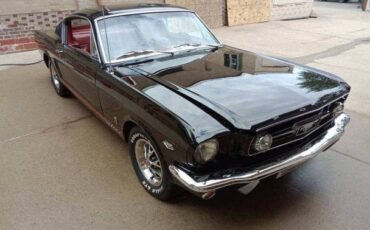 Ford-Mustang-gt-1966-6