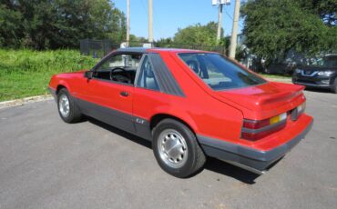 Ford-Mustang-gt-1985-2