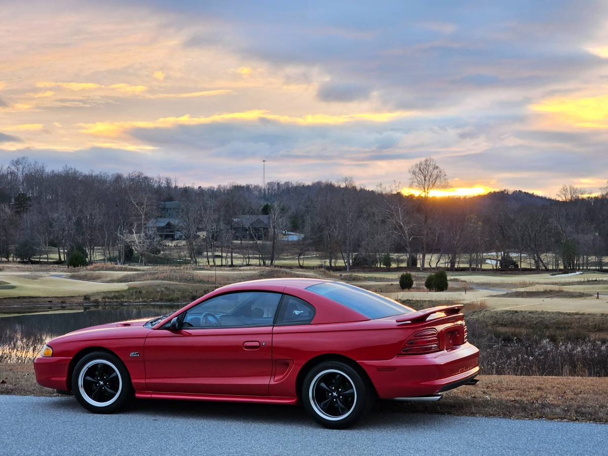 Ford-Mustang-gt-1994-2