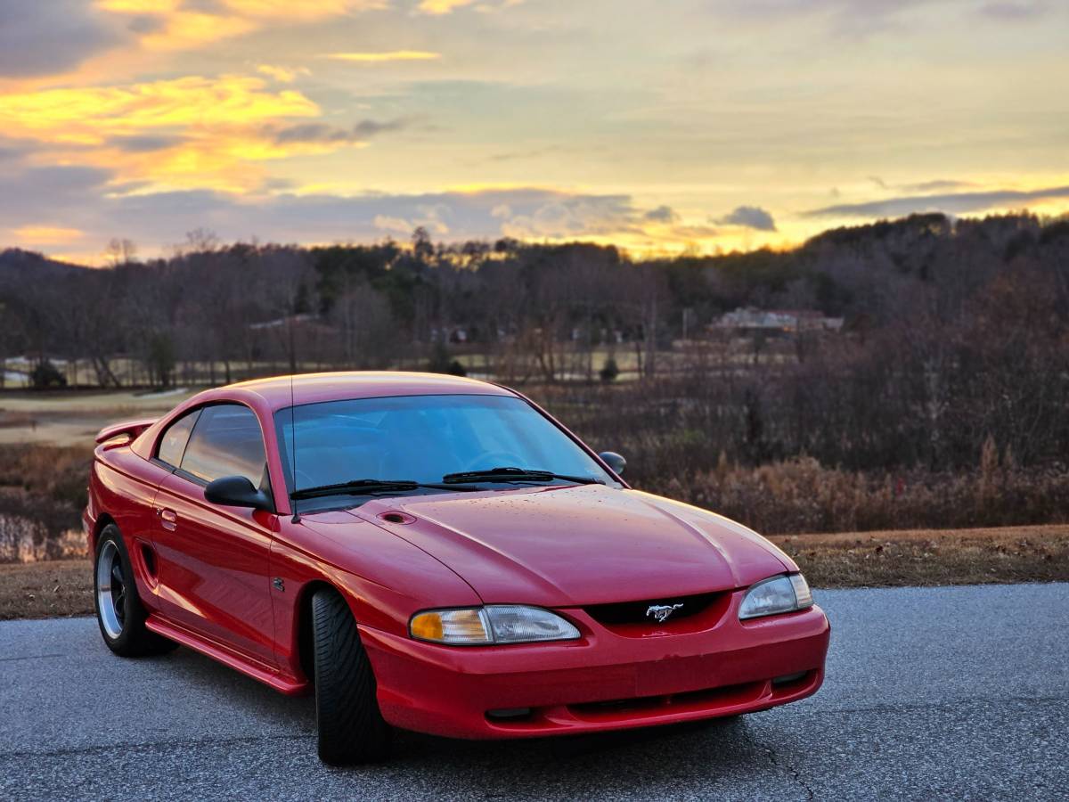 Ford-Mustang-gt-1994-3