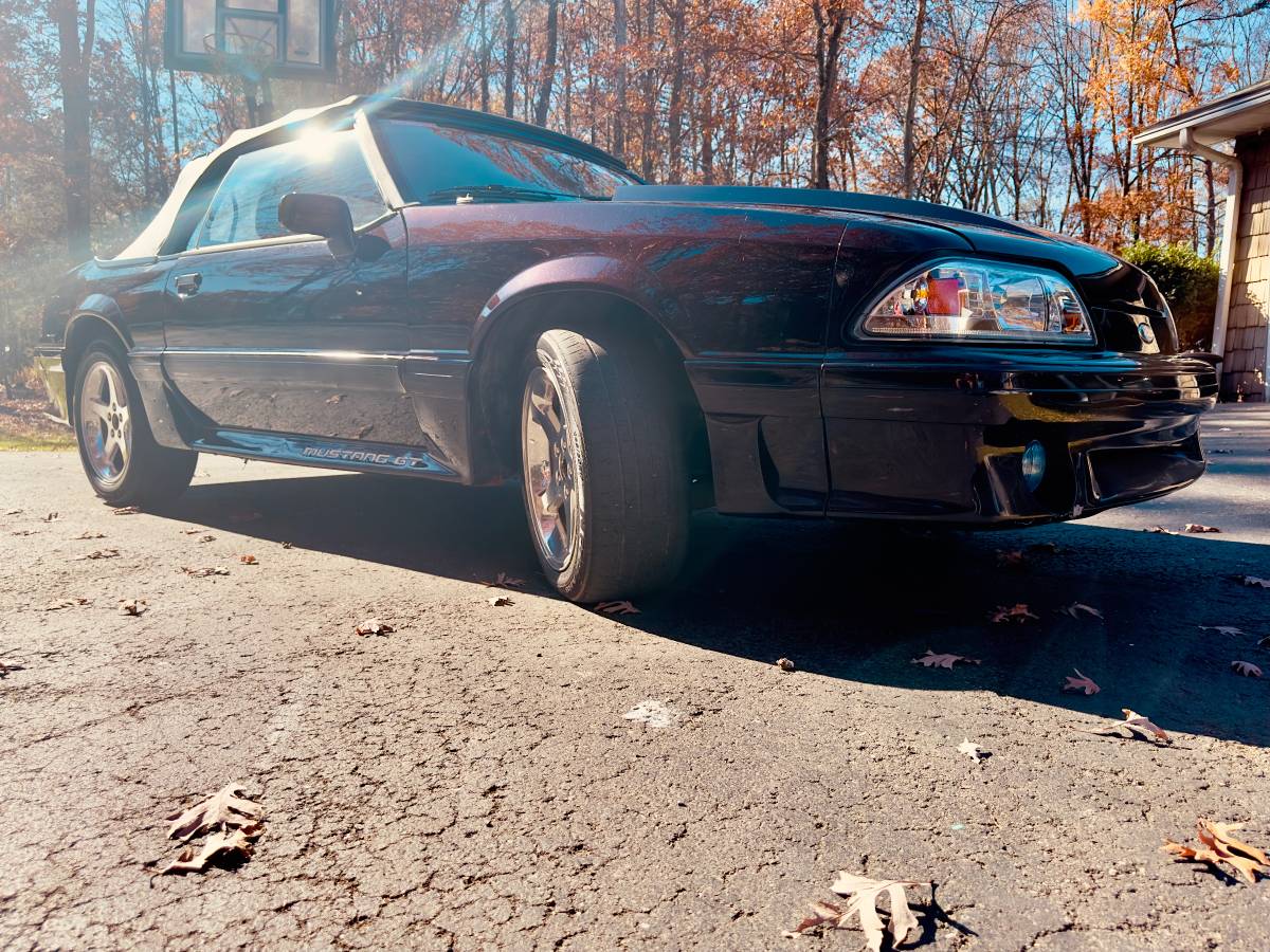 Ford-Mustang-gt-convertible-1989-1