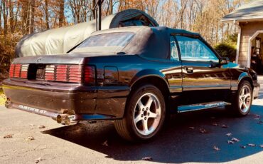 Ford-Mustang-gt-convertible-1989-4