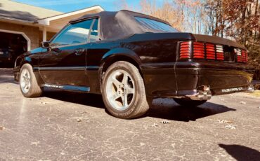 Ford-Mustang-gt-convertible-1989-6