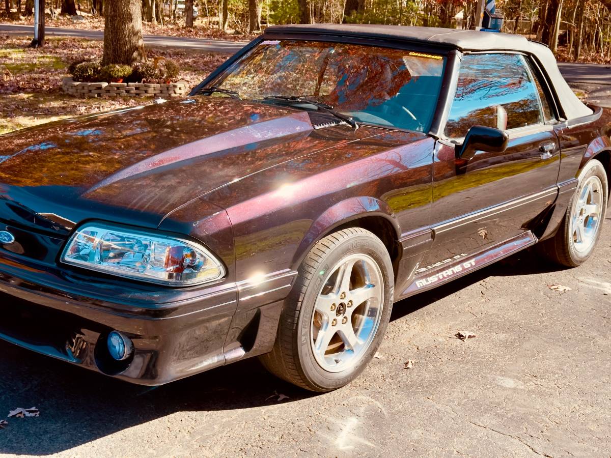 Ford-Mustang-gt-convertible-1989-8