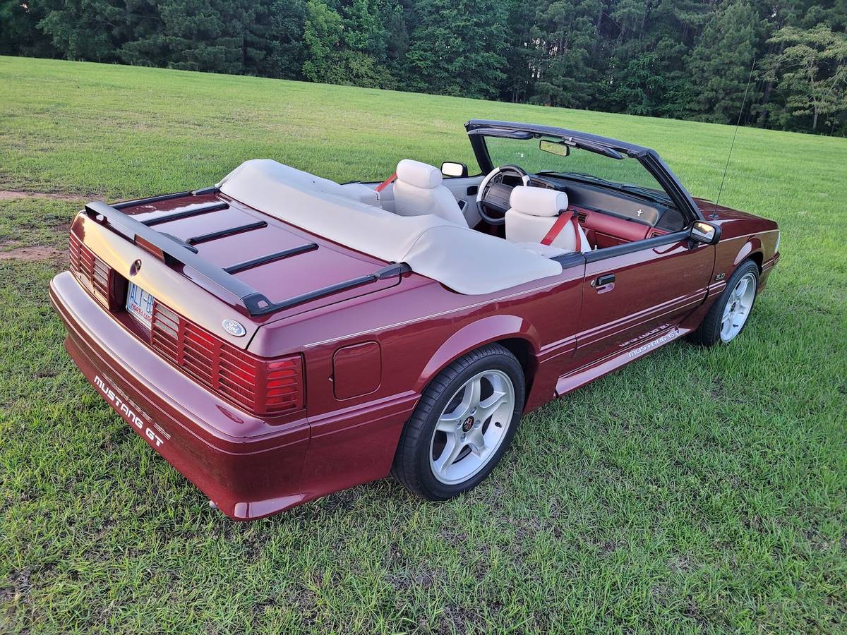 Ford-Mustang-gt-convertible-1990-10