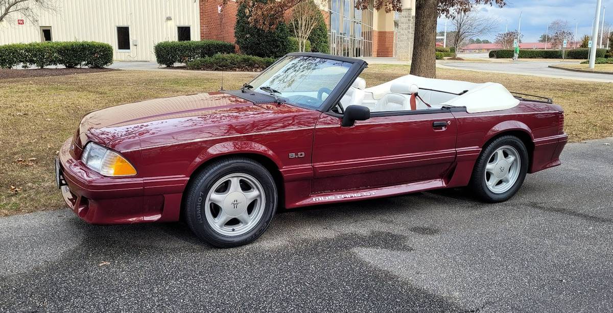 Ford-Mustang-gt-convertible-1990-14