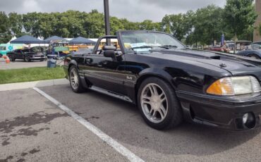 Ford-Mustang-gt-convertible-1992