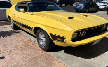 Ford-Mustang-mach-1-1973