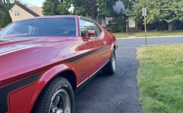 Ford-Mustang-mach1-1972-3