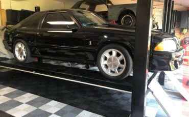 Ford-Mustang-svt-cobra-1993-9