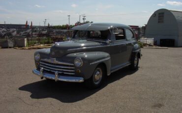 Ford-Other-Berline-1947-3