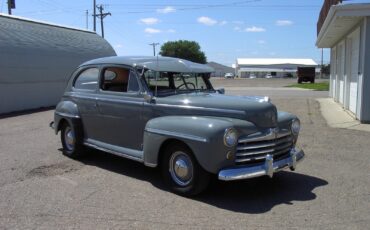 Ford-Other-Berline-1947