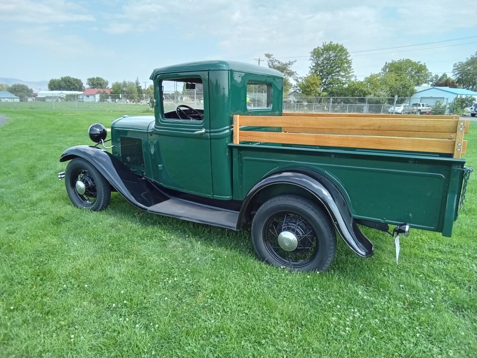 Ford-Other-Pickups-1932-5