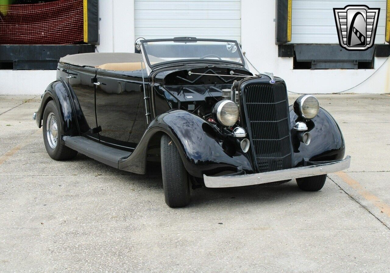 Ford-Phaeton-Cabriolet-1935-3